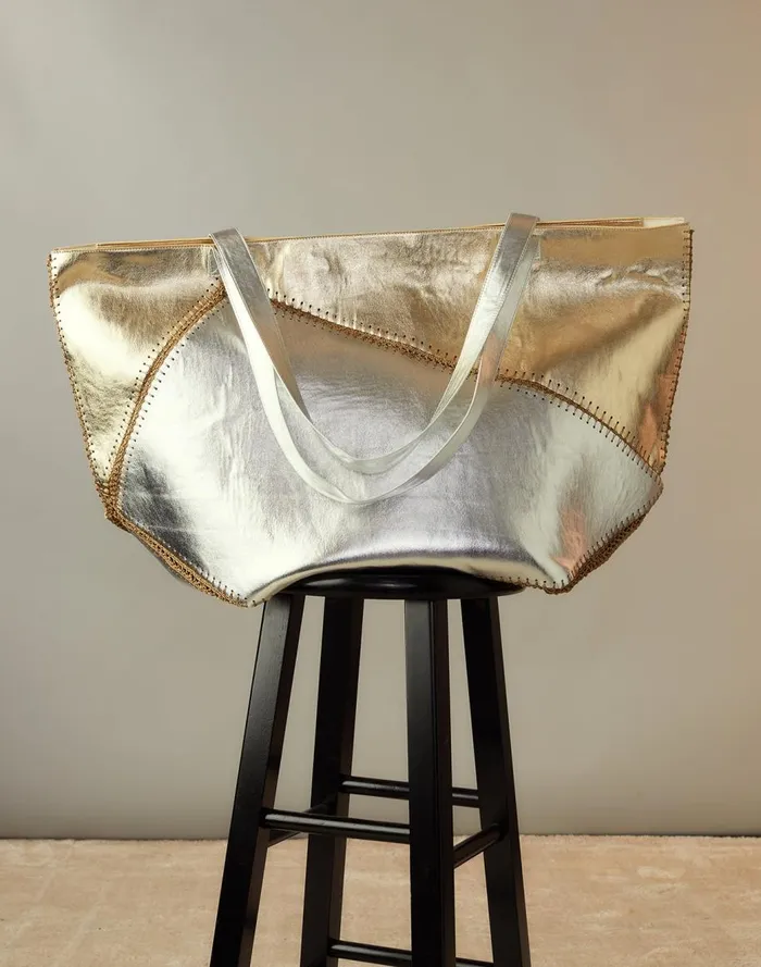 Accessories and Gifts Women Cynthia Rowley Mixed Metallic Vegan Leather Oversized Tote Accessories and Gifts Women Cynthia Rowley Mixed Metallic Vegan Leather Oversized Tote