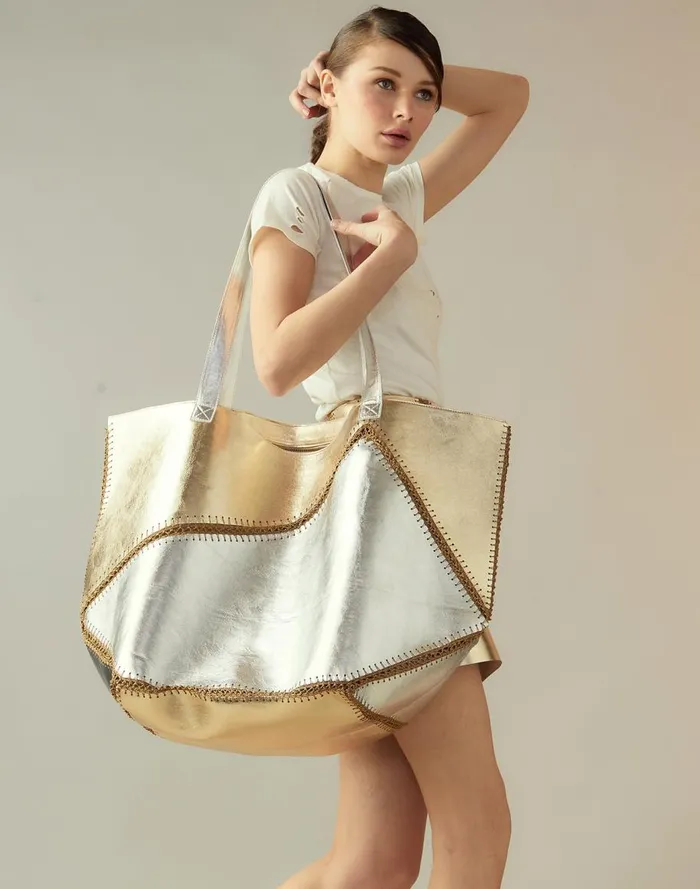Accessories and Gifts Women Cynthia Rowley Mixed Metallic Vegan Leather Oversized Tote Accessories and Gifts Women Cynthia Rowley Mixed Metallic Vegan Leather Oversized Tote