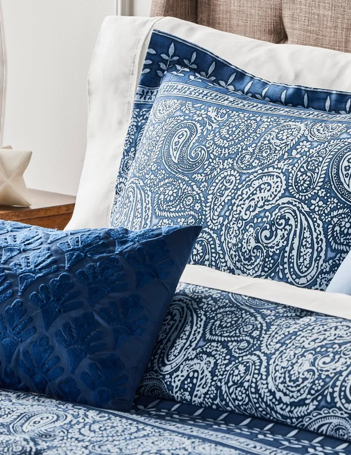 Anne Klein Everett Paisely Reversible Comforter Set Navy Women Home