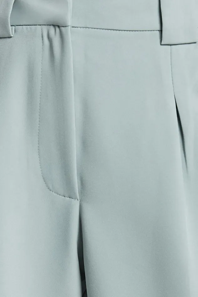 Bethanie Pants 8211 Mid Rise Tailored Cuffed Relaxed Pants In Sage Women Showpo Pants