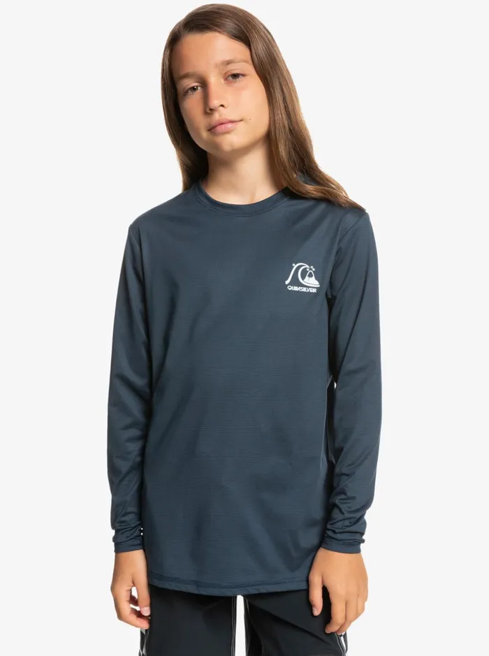 Boys Quiksilver Rashguards Boy039s 816 Heritage Heather Long Sleeve UPF 50 Surf TShirt Midnight Navy Heather Boys Quiksilver Rashguards Boy039s 816 Heritage Heather Long Sleeve UPF 50 Surf TShirt Midnight Navy Heather