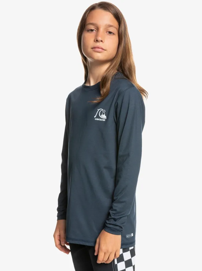 Boys Quiksilver Rashguards Boy039s 816 Heritage Heather Long Sleeve UPF 50 Surf TShirt Midnight Navy Heather Boys Quiksilver Rashguards Boy039s 816 Heritage Heather Long Sleeve UPF 50 Surf TShirt Midnight Navy Heather