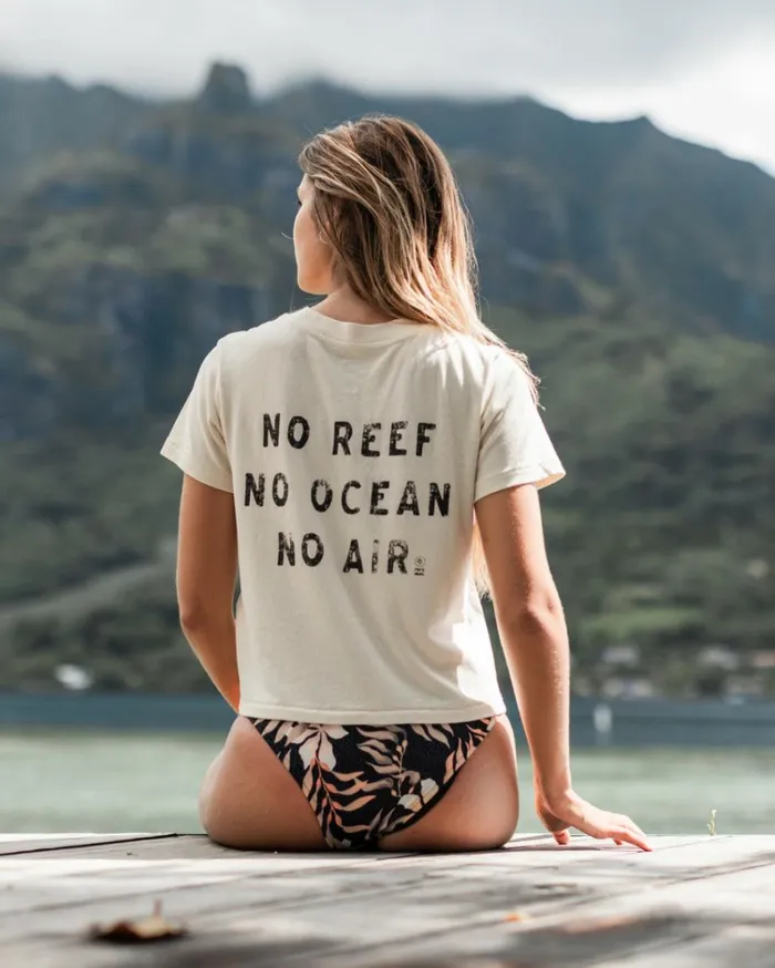 Coral Gardener Shrunken Tee Top White Cap Women Billabong Tops