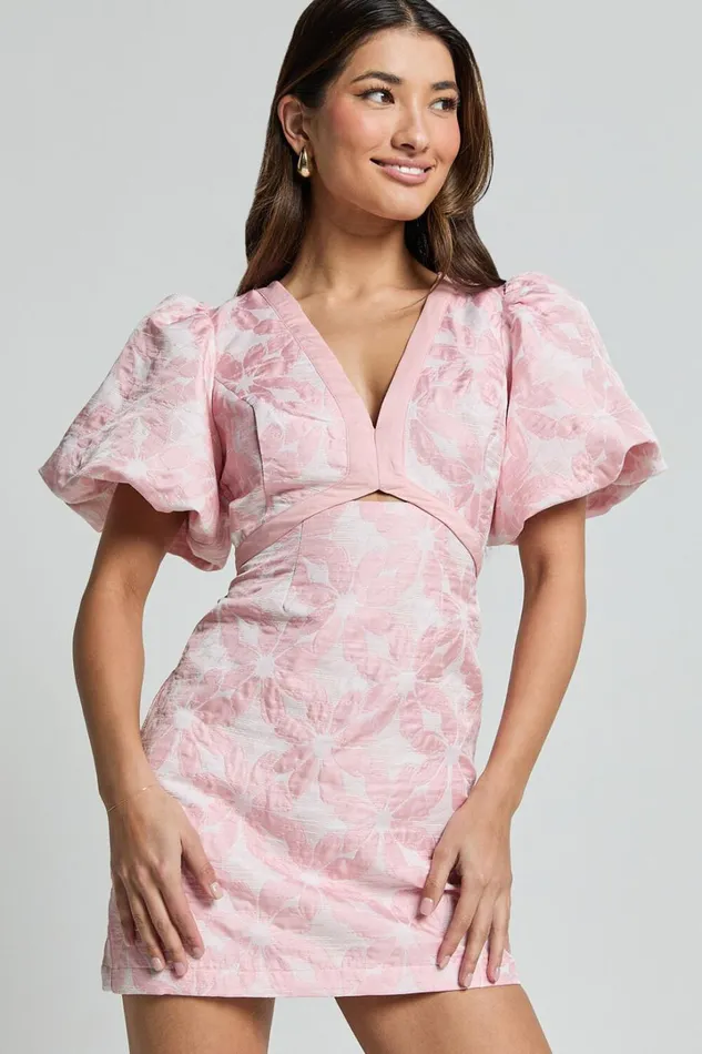 Diana Mini Dress 8211 Jacquard Short Sleeve Cut Out Dress In Light Pink Women Showpo Curve Clothes Diana Mini Dress 8211 Jacquard Short Sleeve Cut Out Dress In Light Pink Women Showpo Curve Clothes