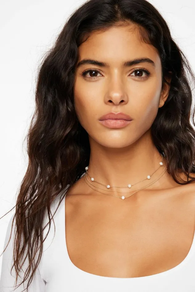 Dynamite Necklaces Women Layered Delicate Pearl Necklace White
