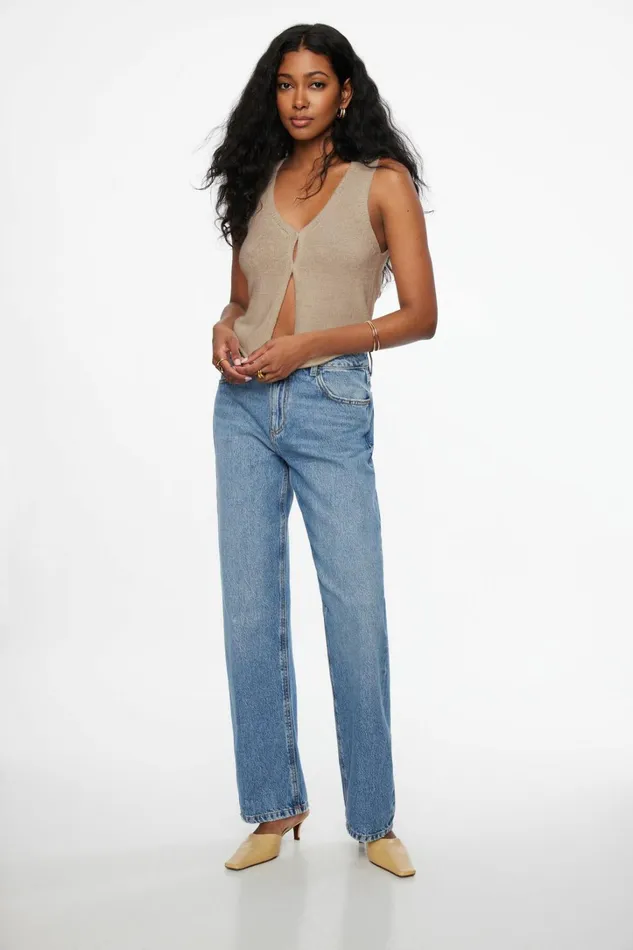 Dynamite Tops Women Keyhole Knit Vest Beige