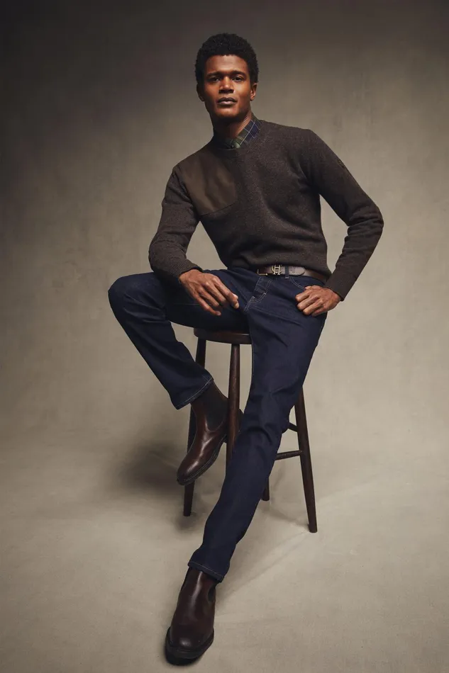 Holland Cooper Knitwear Men Country Crew Neck Knit Chocolate