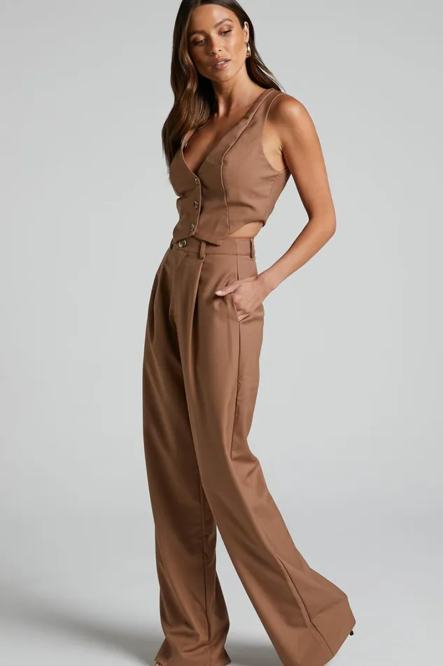 Izara Trousers 8211 Mid Rise Relaxed Straight Leg Tailored Trousers In Mocha Women Showpo Pants