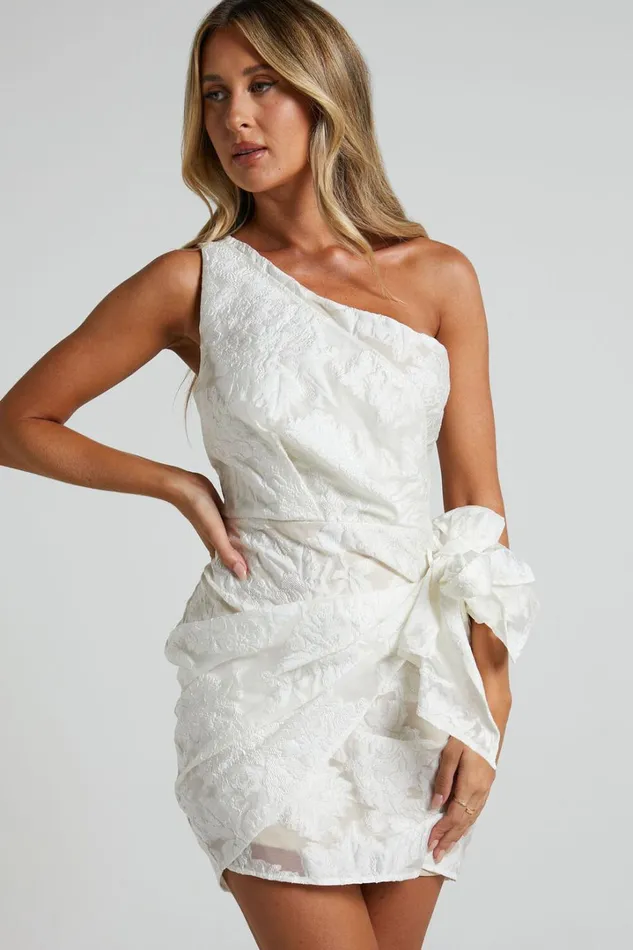 Kailey Mini Dress 8211 One Shoulder Wrap Front Dress In White and Beige Jacquard Women Showpo Curve Clothes Kailey Mini Dress 8211 One Shoulder Wrap Front Dress In White and Beige Jacquard Women Showpo Curve Clothes