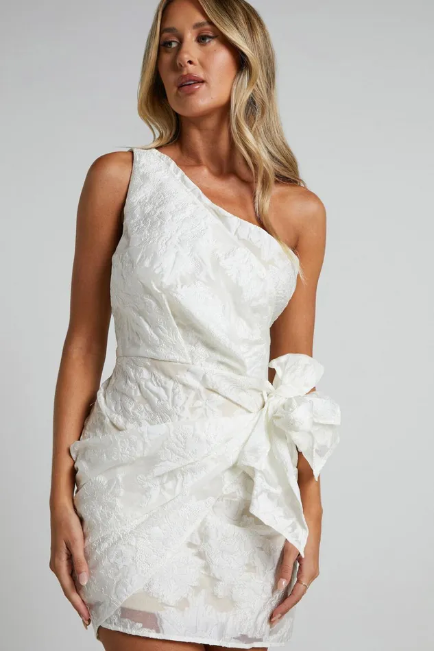 Kailey Mini Dress 8211 One Shoulder Wrap Front Dress In White and Beige Jacquard Women Showpo Curve Clothes Kailey Mini Dress 8211 One Shoulder Wrap Front Dress In White and Beige Jacquard Women Showpo Curve Clothes