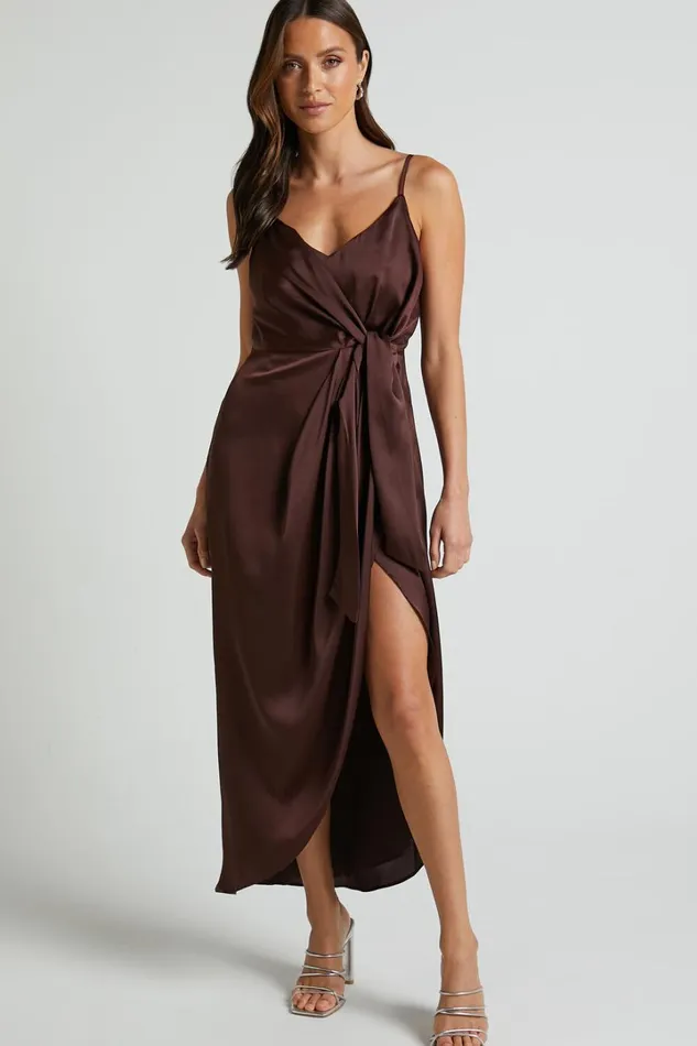 Katie Midi Dress 8211 V Neck Tie Front Detail Dress In Chocolate Women Showpo Dresses