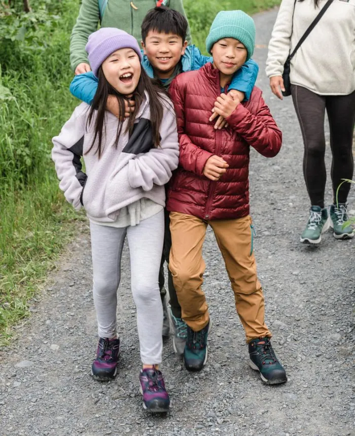 Kids KEEN Hike Big Kids039 Wanduro Low Waterproof Vintage IndigoScarlet Ibis Leather Shoe Kids KEEN Hike Big Kids039 Wanduro Low Waterproof Vintage IndigoScarlet Ibis Leather Shoe