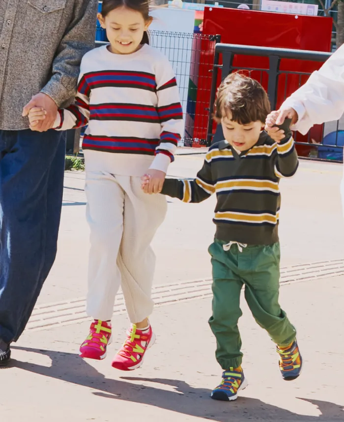 Kids KEEN Playground Big Kids039 Motozoa Vintage IndigoScarlet Ibis Sandal Kids KEEN Playground Big Kids039 Motozoa Vintage IndigoScarlet Ibis Sandal