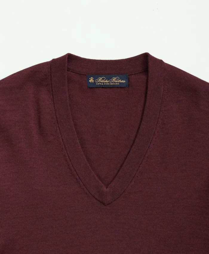 Men Fine Merino Wool VNeck Sweater Burgundy Brooks Brothers Sweaters