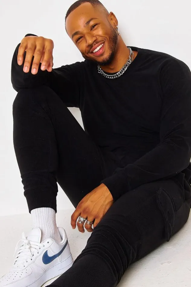 Men Polar Fleece Sweatshirt In Black Black Brentiny Paris Sweatshirts and Pullovers