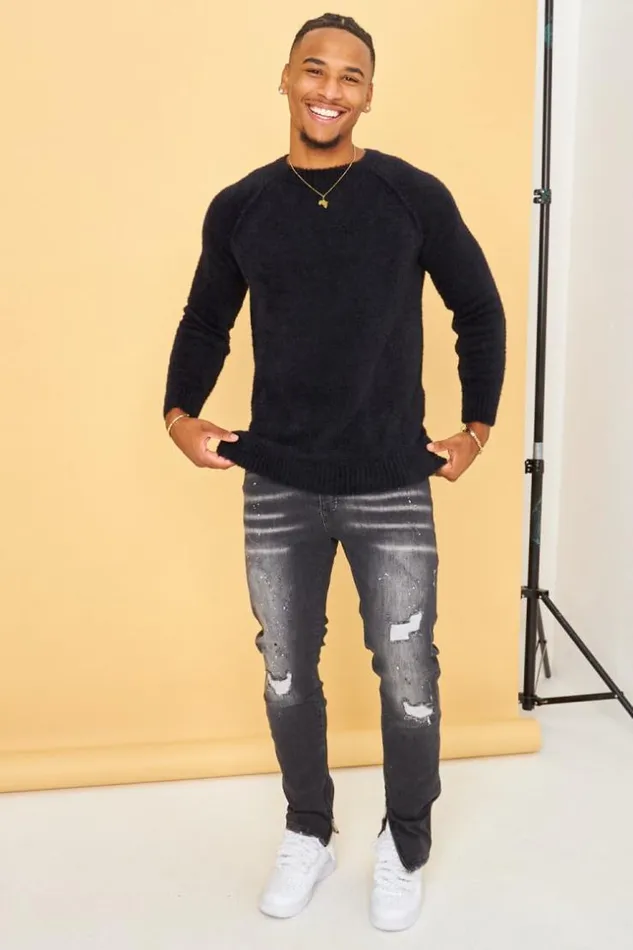 Men Pull Noir En Laine Col Rond Black Brentiny Paris Sweatshirts and Pullovers Men Pull Noir En Laine Col Rond Black Brentiny Paris Sweatshirts and Pullovers