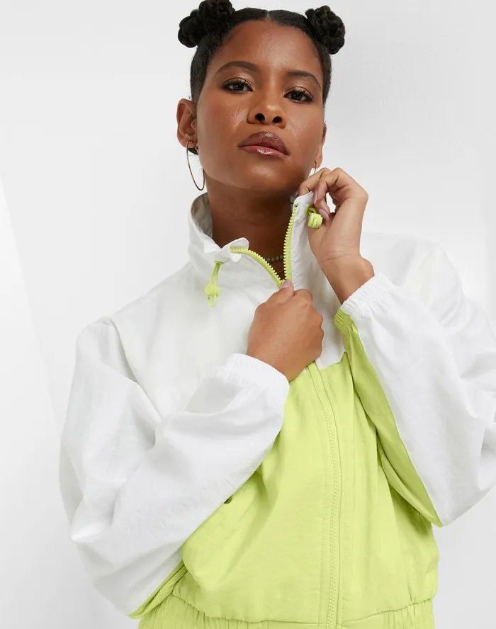 Mock Neck ZipUp Wind Breaker Jacket C Logo Frozen Limewhite Women Champion Jackets