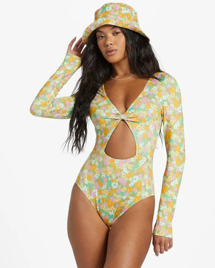On The Bright Side Surf Tee Palm Green Women Billabong Rashguards and Bodysuits