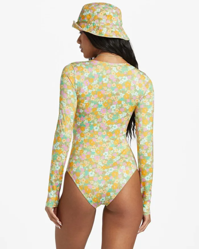 On The Bright Side Surf Tee Palm Green Women Billabong Rashguards and Bodysuits