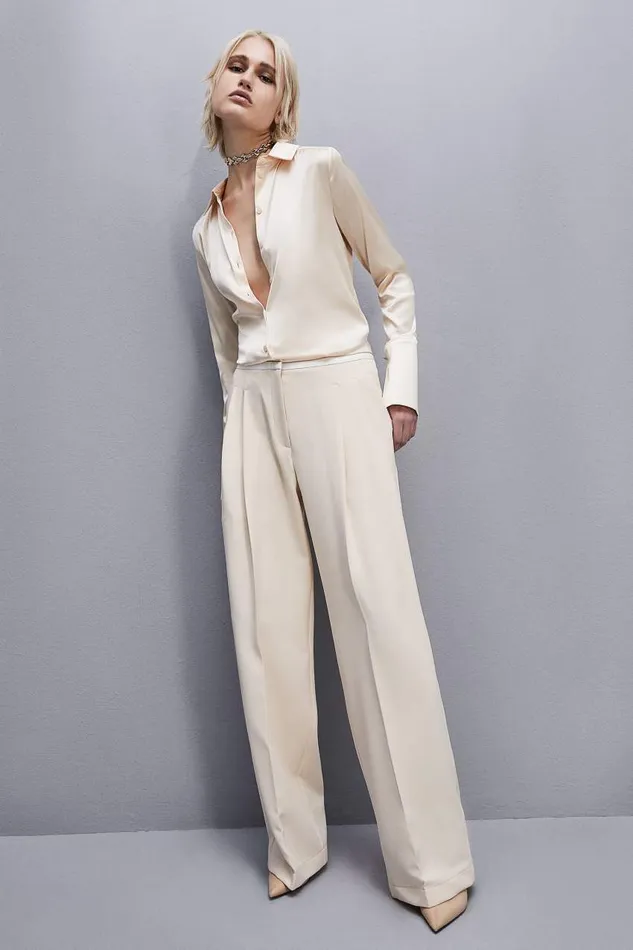 Patrizia Pepe Boyfriendfit Satin Shirt Beige Ivory Skin Apparel Shirts