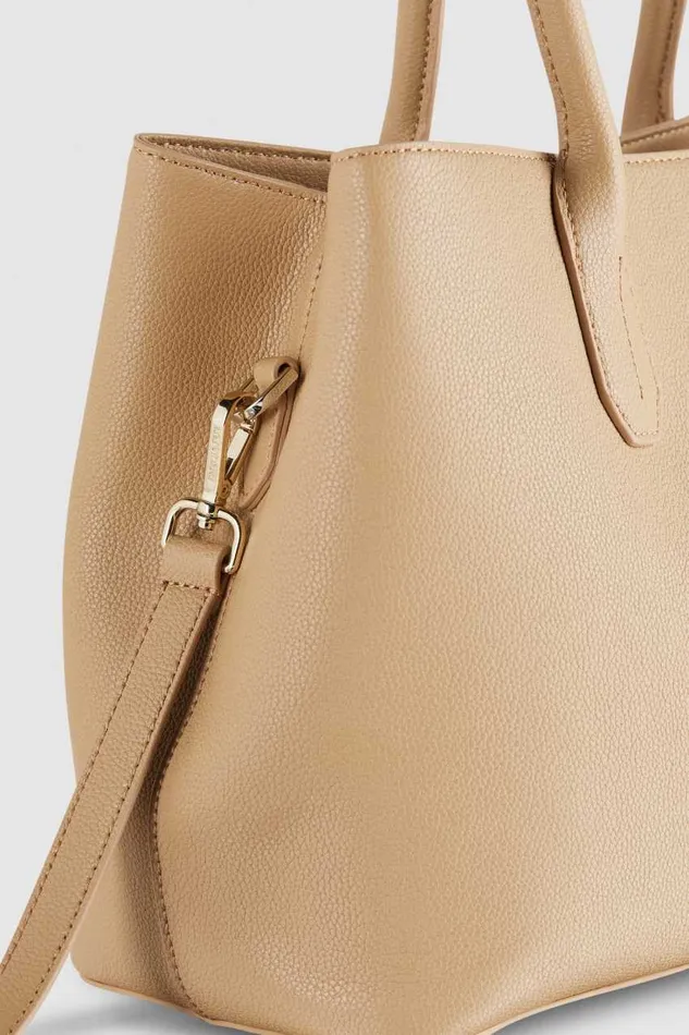 Patrizia Pepe Fly Leather Shopping Bag With Shoulder Strap Beige Camel Beige Bags Shoppers