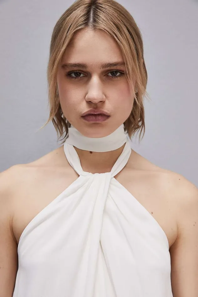 Patrizia Pepe Top Shirt In Certified Viscose With Knot Neckline White Bianco Apparel Blouses