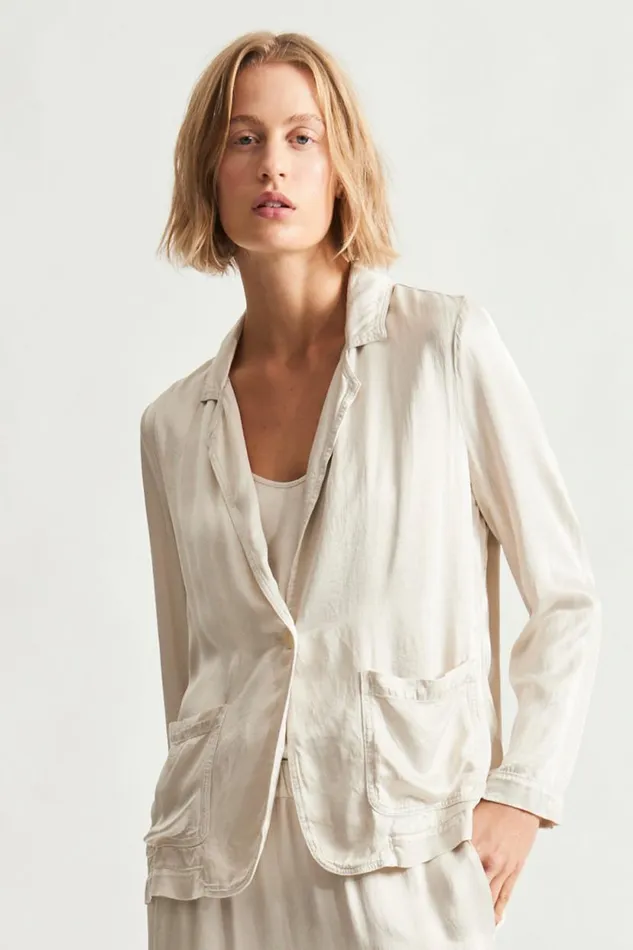 Raquel Allegra Pebble Satin Dirty White Juba Jacket Women Jackets