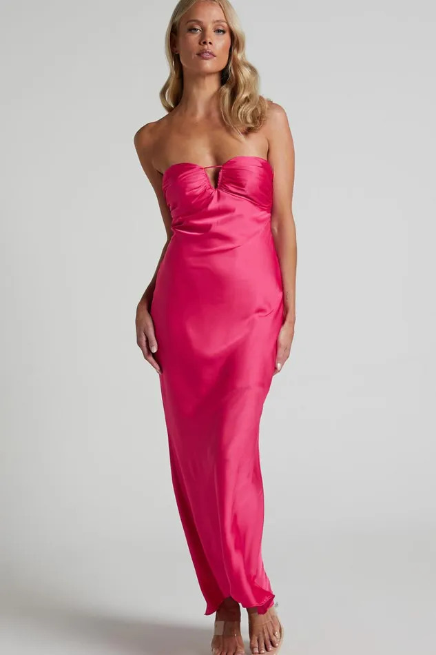 Raya Midi Dress 8211 Keyhole Cut Out Sweetheart Strapless Dress In Hot Pink Women Showpo Dresses
