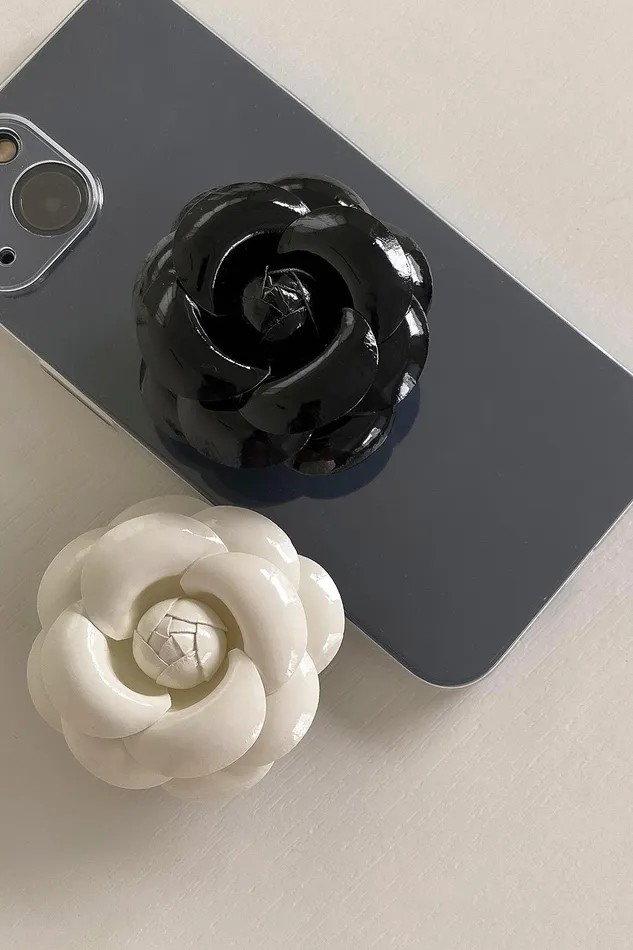 Storets Camelia Cellphone Grip Holder Women Others Storets Camelia Cellphone Grip Holder Women Others