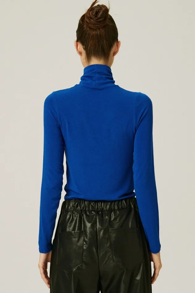 Storets Celia Slimfit Turtle Neck Top Women Tops