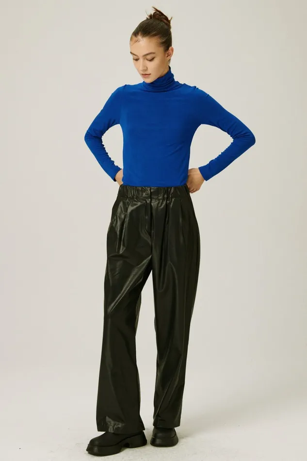 Storets Celia Slimfit Turtle Neck Top Women Tops