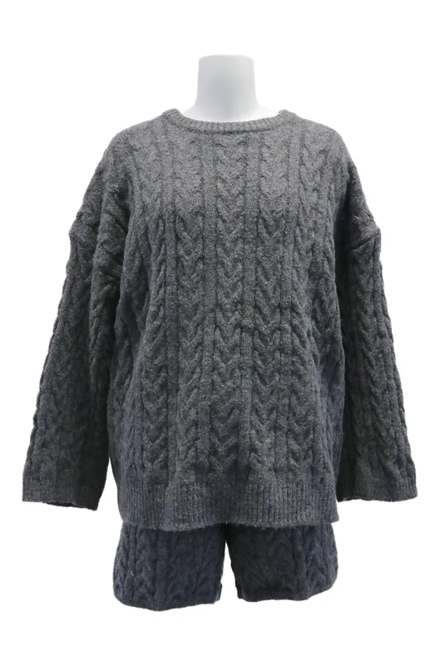 Storets Ivy Cable Sweater N Shorts Set Women Sweaters and Knitwears Storets Ivy Cable Sweater N Shorts Set Women Sweaters and Knitwears