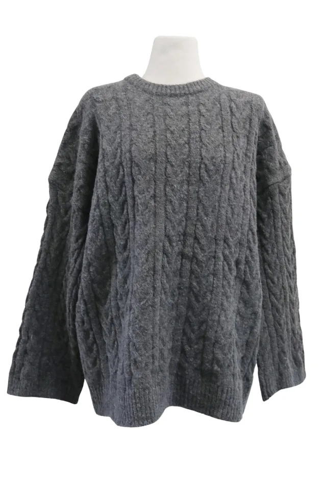 Storets Ivy Cable Sweater N Shorts Set Women Sweaters and Knitwears Storets Ivy Cable Sweater N Shorts Set Women Sweaters and Knitwears