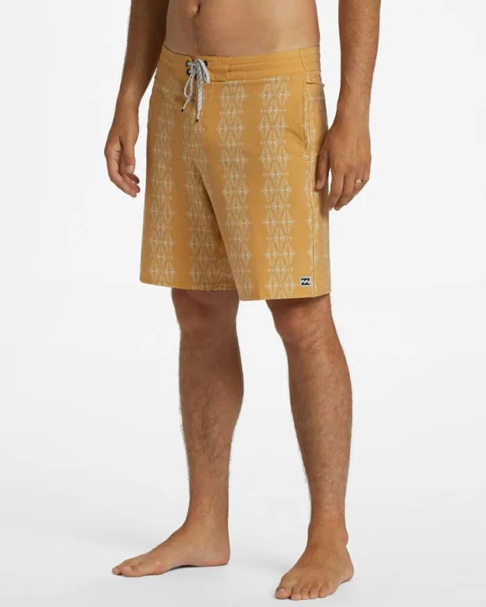 Sundays Lo Tide 19034 Boardshorts Mustard Men Billabong Side Pockets