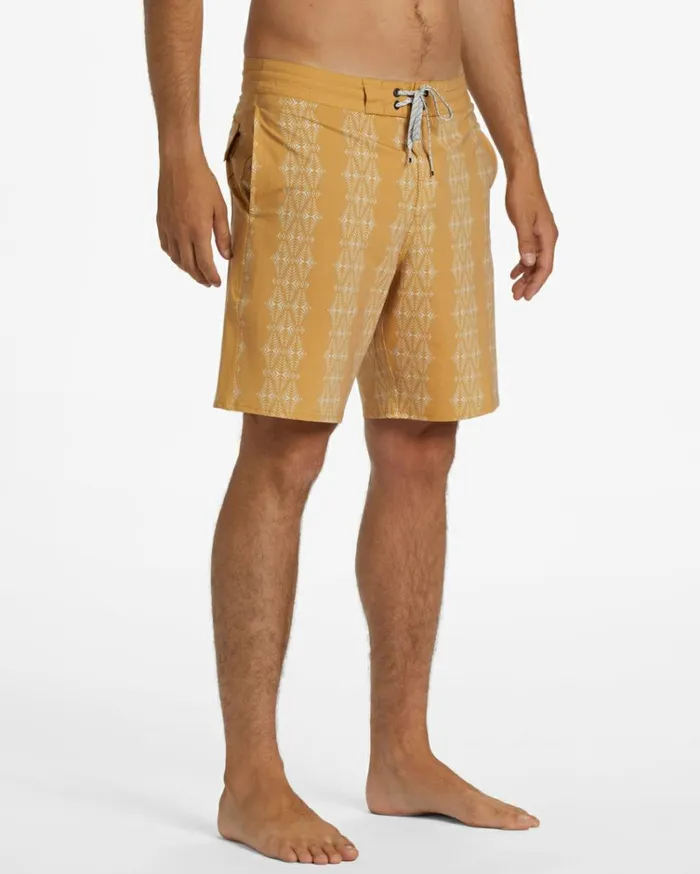 Sundays Lo Tide 19034 Boardshorts Mustard Men Billabong Side Pockets