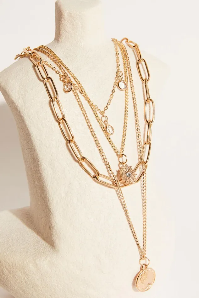 Susie Multipack Necklace In Gold Women Showpo Necklaces