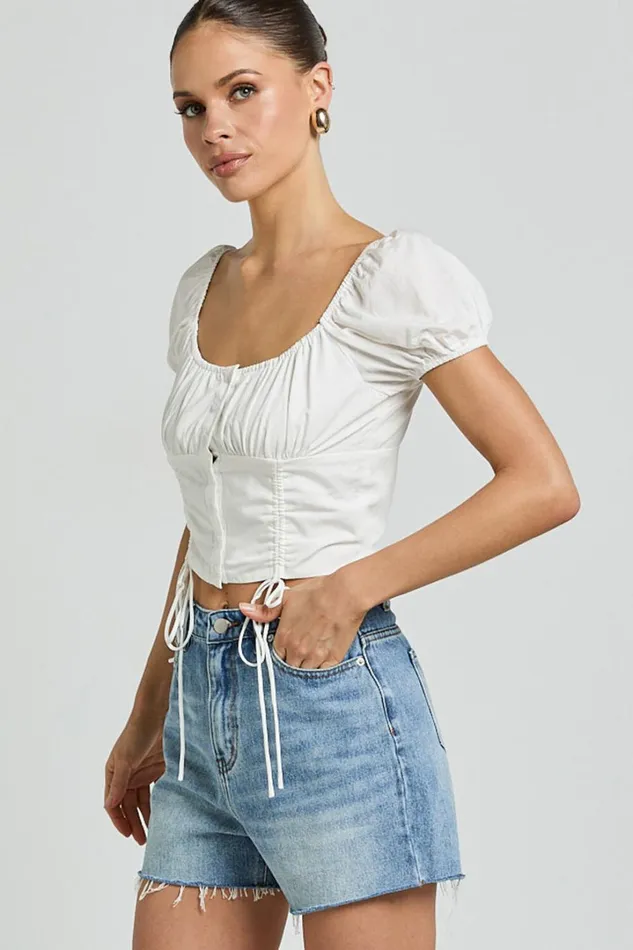Tisdale Shorts 8211 High Waist Frayed Hem Recycled Denim Mom Shorts In Mid Blue Wash Women Showpo Conscious