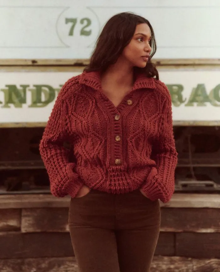 Tops Women039s The Great The Cozy Cable Pullover Strawberry Jam