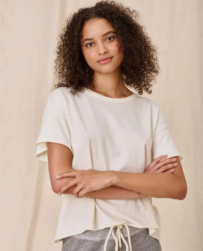 Tops Women039s The Great The Crop Tee Washed White