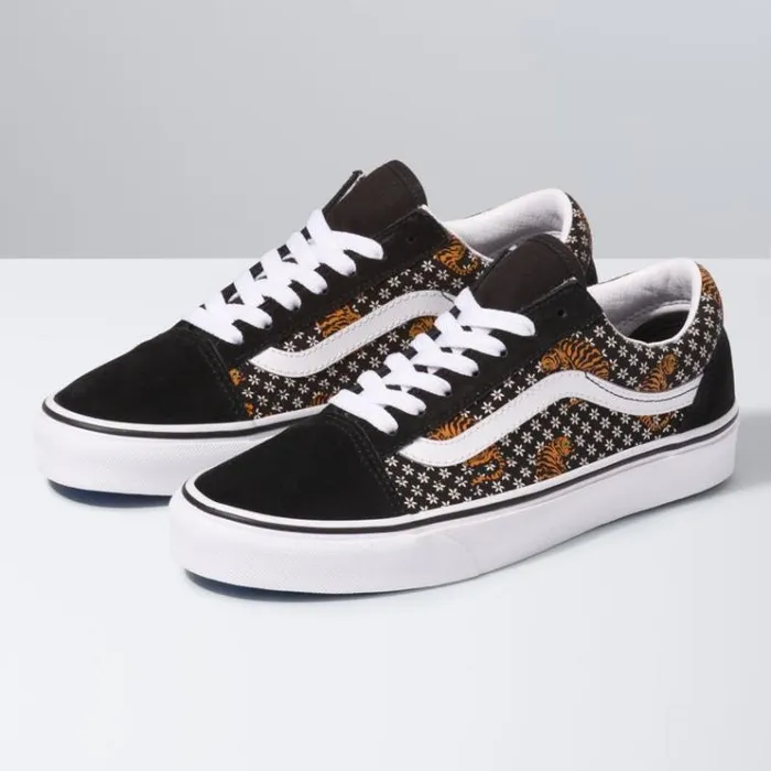 Vans Tiger Floral Old Skool BlackTrue White MensWomens Classics Shoes