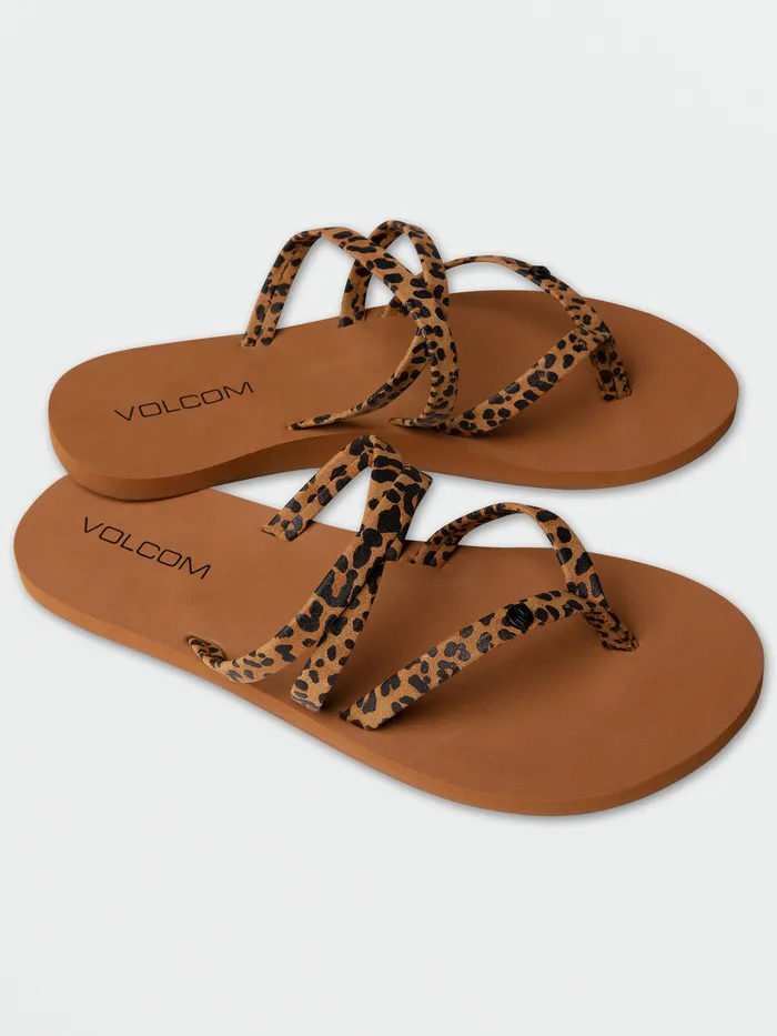 Volcom Sandals Easy Breezy II Sandal 8211 Cheetah Cheetah 8211 Womens