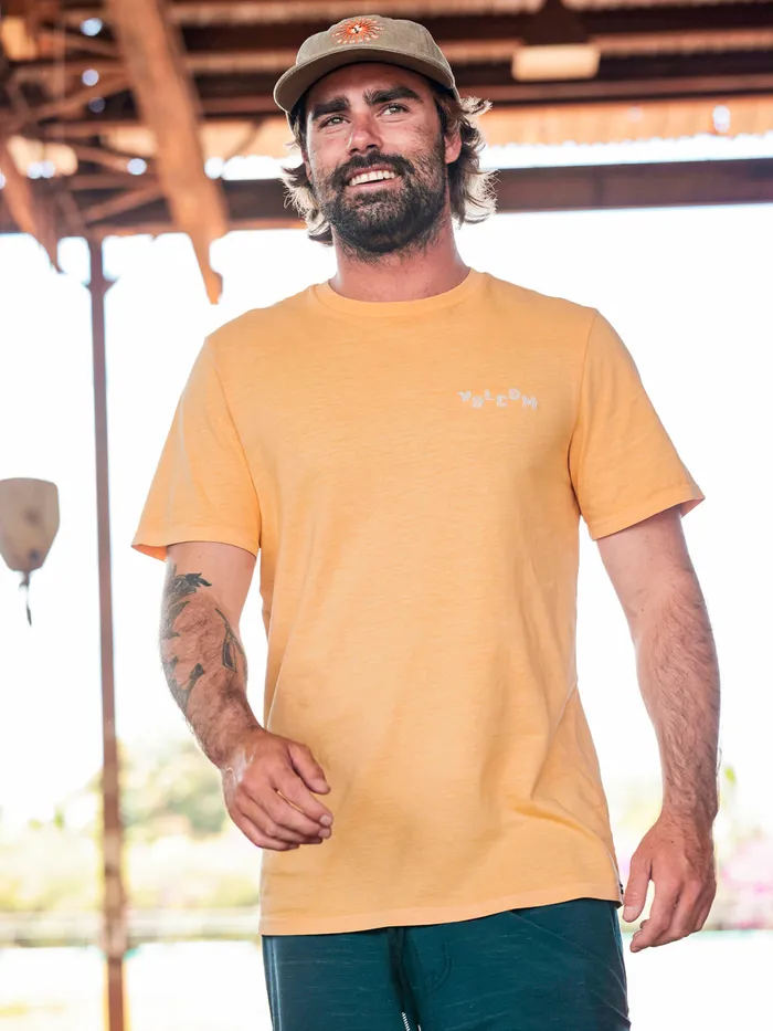 Volcom TShirts and Tanks Staggerly Short Sleeve Tee 8211 Sunfade Sunfade 8211 Mens