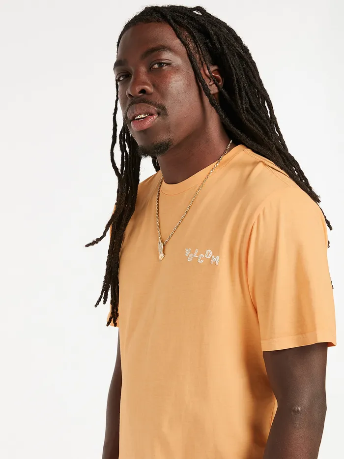 Volcom TShirts and Tanks Staggerly Short Sleeve Tee 8211 Sunfade Sunfade 8211 Mens