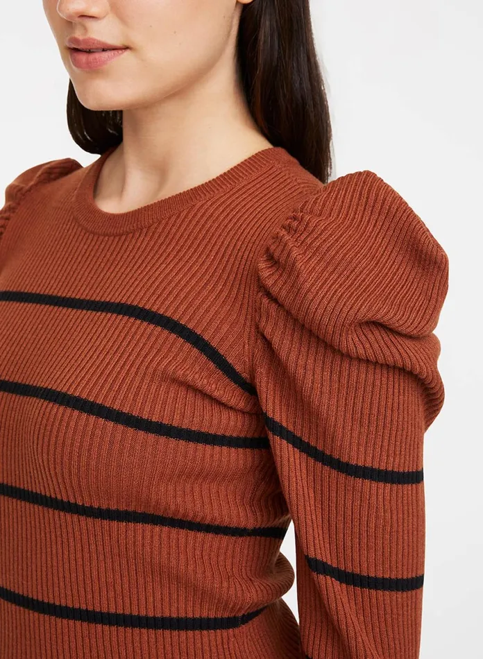 Women 7 For All Mankind Sweaters Long Sleeve Puff Shoulder Crewneck In SpiceBlack Stripe