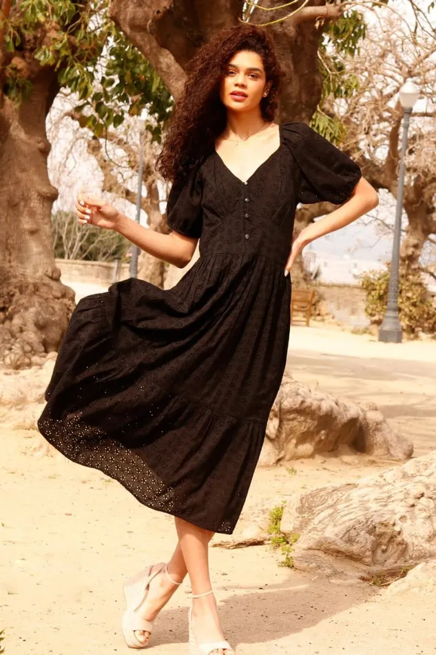 Women Black Broderie Puff Sleeve Cotton Midi Dress Roman Dresses