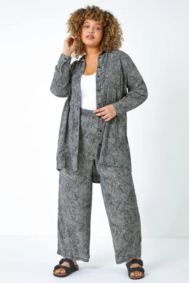 Women Black Curve Spot Print Crinkle Wide Leg Trousers Roman Trousers