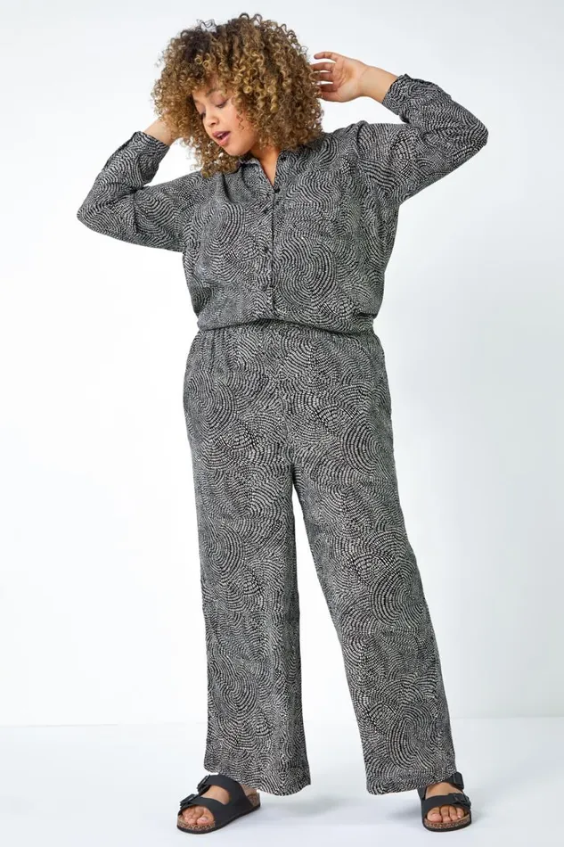 Women Black Curve Spot Print Crinkle Wide Leg Trousers Roman Trousers