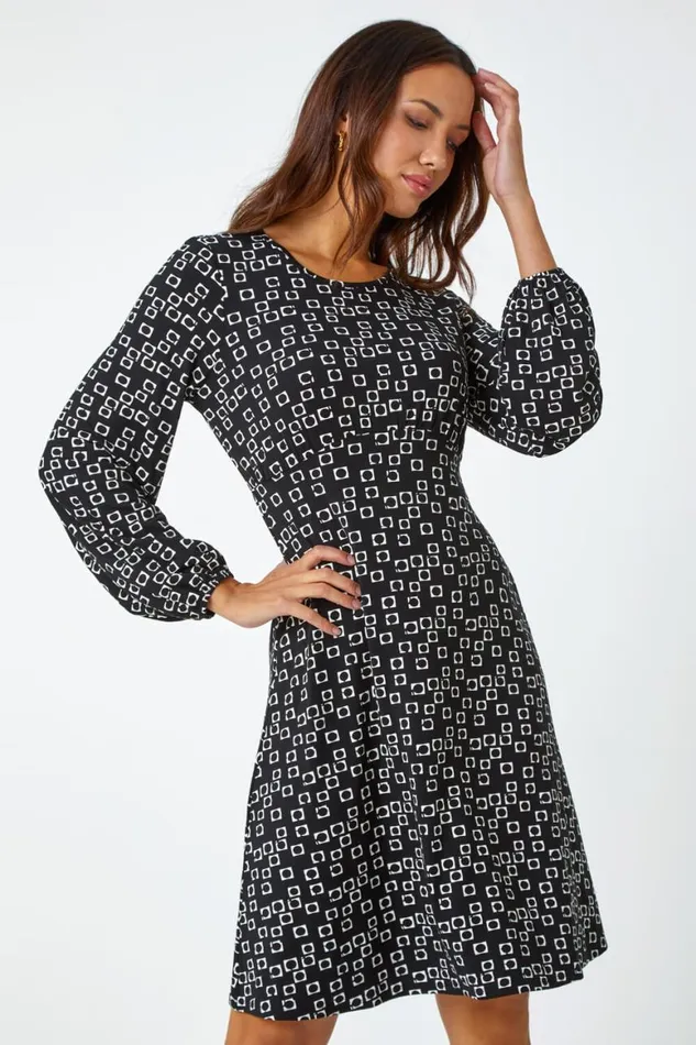 Women Black Square Print Gathered Stretch Dress Roman Dresses