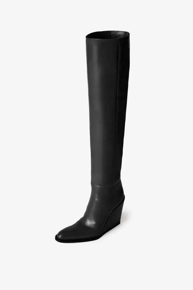 Women Boots Victoria Beckham Sky Boot In Black