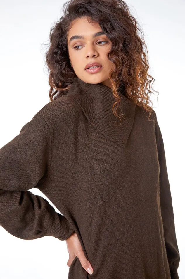 Women Chocolate Split Neck Ribbed Knit Dress Roman Dresses